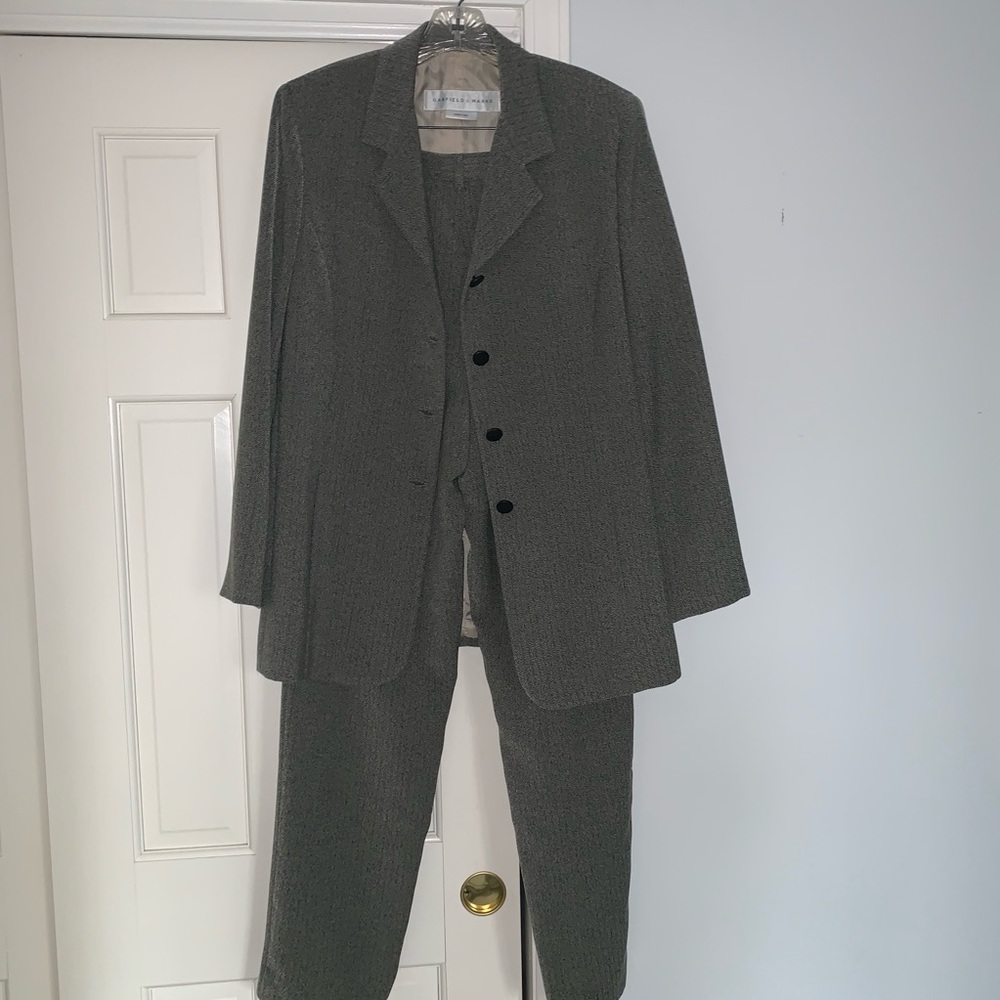 Garfield & Marks slim trouser herringbone pantsuit